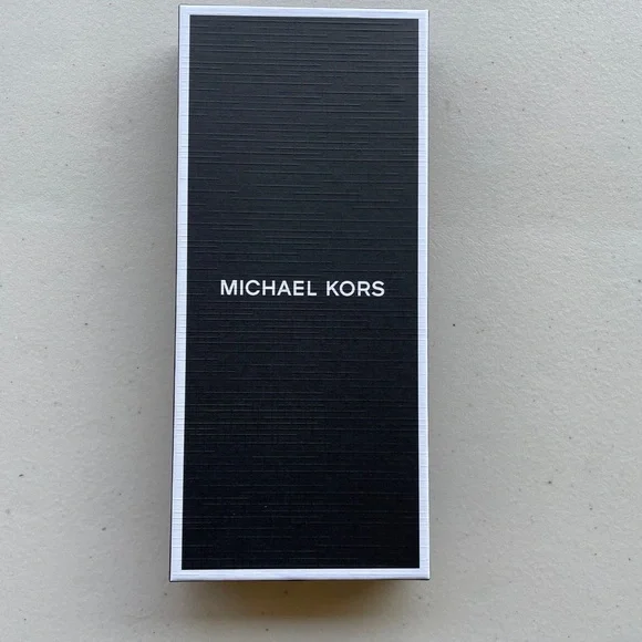 Michael Kors Black air Tag holders (2) - Picture 4 of 5